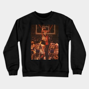 Kareem Abdul Jabbar - Vintage Design Of Basketball Crewneck Sweatshirt